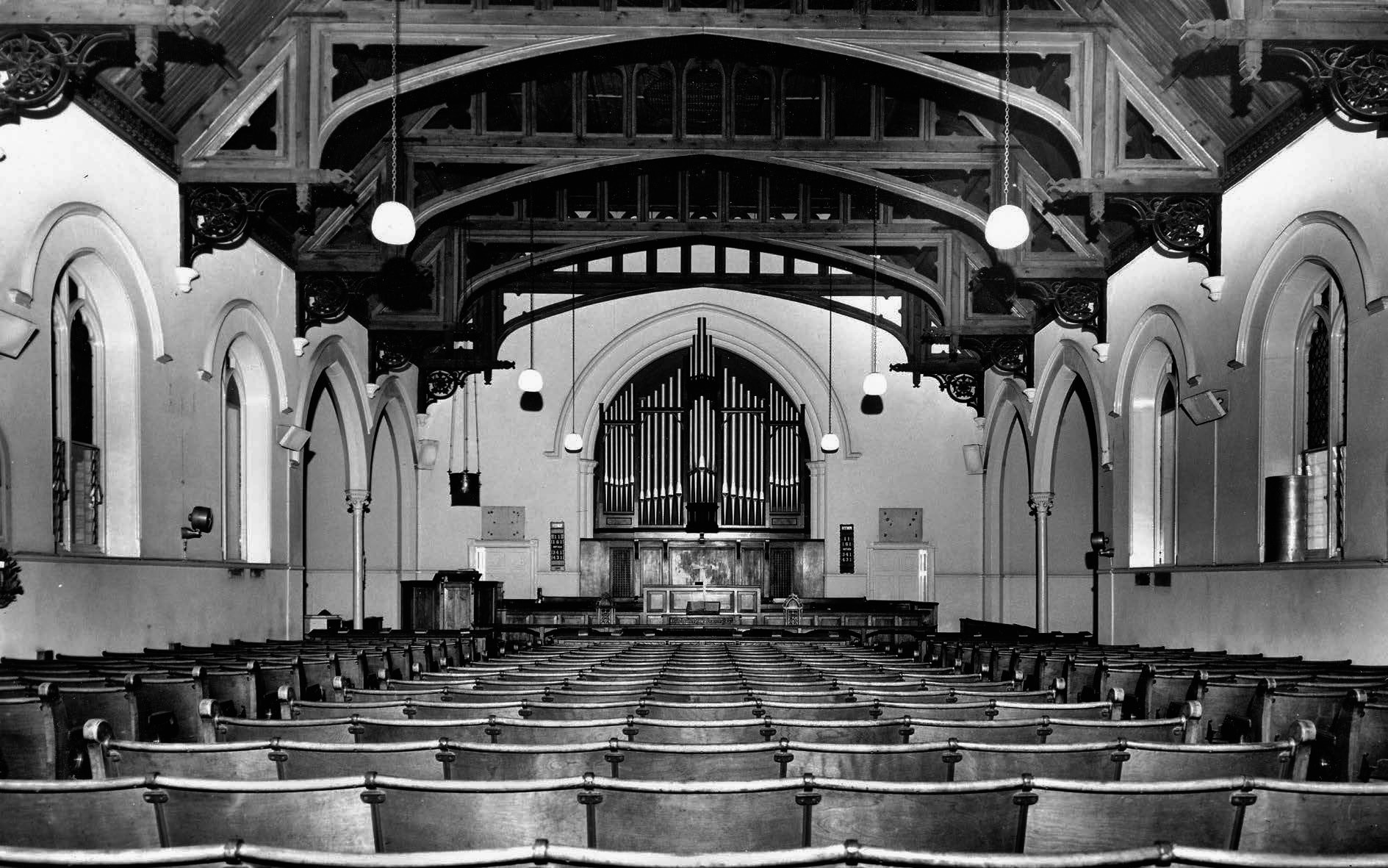 M3 Interior of Wesleyan Church prior to demolision durin 1971 via Friedel Hansen.jpg The